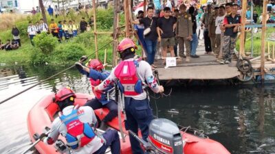 Pria di Cilincing Hilang Usai Tercebur Sungai Saat Naik Perahu Eretan – Update 1