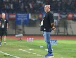 “Jelang Menjamu Persebaya, Persib Terancam oleh Satu Masalah Menakutkan”