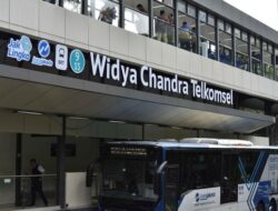 Truk Mogok di Jalan Gatot Subroto Arah Cawang, Rute TransJ Terhambat