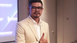 **”Mengontrak Masa Depan: Direktur Baru Persija Siapkan Perubahan Besar di skuad”** #Persija #Bola