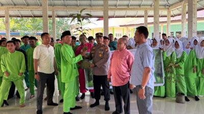 Polisi Tanam Harapan, Siswa SMK Dumai Jadi Agen Perubahan