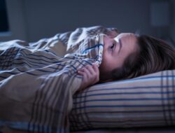 “Insomnia Meneror Generasi Z: Dokter Terkuak Faktor Penyebabnya”