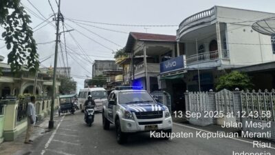 Polantas Menyapa di Meranti, Kawal Ambulans Jenazah ke Pemakaman: Kisah Haru di Balik Pelayanan Publik