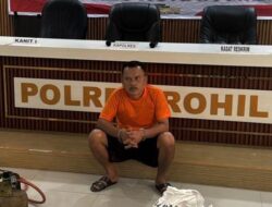 Polisi Selamatkan 2 Anjing yang Terikat dalam Karung dari Rumah Makan di Rohil