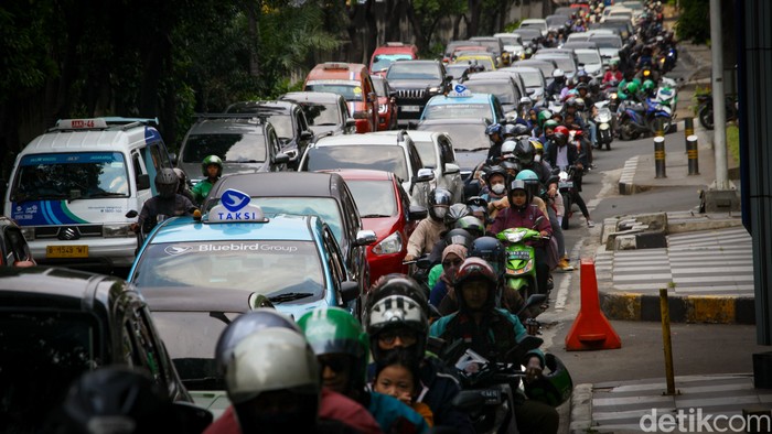 **Mulai Besok, Lajur Tol Gratis dari Fatmawati ke Lebak Bulus! Ini Detailnya**
