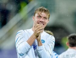 Rasmus Hojlund Cetak Gol Perdana di Napoli dalam 14 Menit, Promosi Menjanjikan untuk Serie A