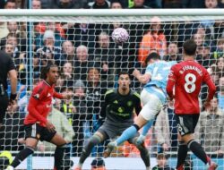 Babak I Selesai, City Ungguli MU 1-0: Pertandingan yang Membakar!