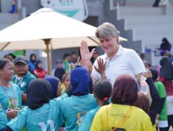 “Coach Timo: Masa Depan Sepakbola Putri Terletak di Bekasi?”