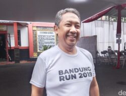 Mantan Walkot Bandung Yana Mulyana Bebas dari Penjara – Alternatif 1