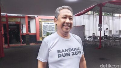 Mantan Walkot Bandung Yana Mulyana Bebas dari Penjara – Alternatif 1