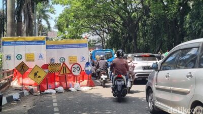 **Uji Coba Rekayasa Lalin di TB Simatupang Sore Ini, Cek Rute Baru!**
