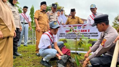 Polres Kuansing Melibatkan Gen Z dalam Gerakan Tanam Pohon untuk Masa Depan yang Hijau