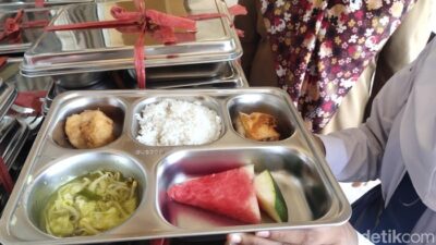 “Arahan Prabowo, BGN Siapkan Makan Bergizi Gratis untuk Guru: Sebuah Langkah Menuju Kualitas Pendidikan yang Lebih Baik”