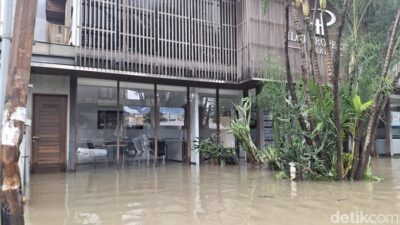 16 Vila di Badung Bali Kebanjiran, Turis Dievakuasi Pakai Ban – Alternatif 1