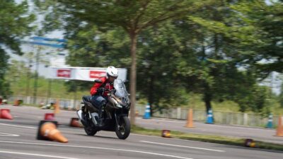 Mencicipi Singkat New Honda ADV 160, Layak Buat Naik Level? – Alternatif 1