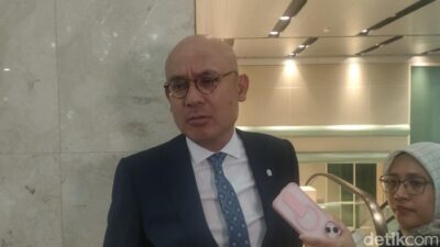 Kemlu Kecam Aksi Makam Diplomat Arya Daru Diduga Diacak-acak OTK, Pemerintah Indonesia Marah!