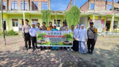 Polres Dumai Ajak Anak SD Menanam Pohon demi Bumi yang Lebih Hijau