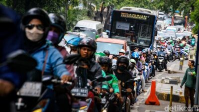 [Bagaimana Menyusutkan Kemacetan di TB Simatupang dengan Ragam Cara yang Mempesona]