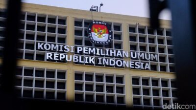 5 Komentar Menyudutkan: KPU Dilarang Buka Ijazah Capres-Cawapres Tanpa Izin