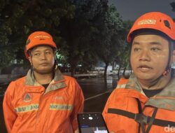 Banjir Jalan Ciledug Mencapai 80 Cm, BPBD Identifikasi Penyebab Hujan Deras dan Luapan Kali!
