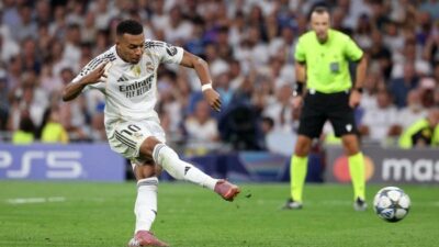 “Dua Penalti Bermain Curang, Los Blancos Rebut Kemenangan 2-1 atas Marseille”