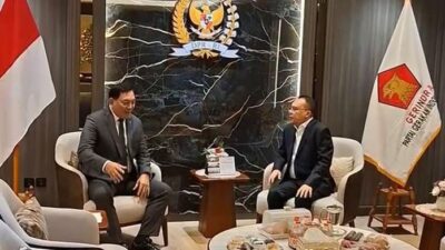 **Hangatnya Sambutan Dasco ke Sjafrie di Senayan: Simbol Kemitraan Politik**
