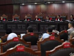 MK Tolak Gugatan PSU Pilgub Papua, Benhur-Constant Terpukul