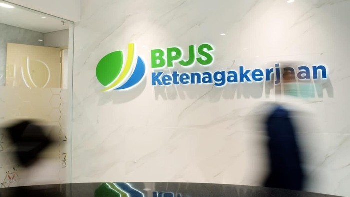 **BPJS Ketenagakerjaan untuk Pekerja Migran: 2 Jalur Mudah, Mana yang Tepat untuk Anda?**