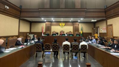 Jaksa Cecar Saksi Kasus Suap Vonis Lepas Migor: Anda Pernah Buang HP? – Alternatif 1