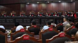 MK Rebut Perhatian, Gugatan UU TNI Terus Berlanjut!