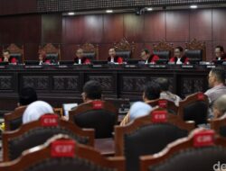 MK Rebut Perhatian, Gugatan UU TNI Terus Berlanjut!