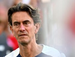 “Thomas Frank: Kegagalan atau Sukses? Tottenham Hotspur Temukan Jawabannya”