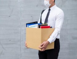 MK Batasi Gugatan PHK Pekerja, Tenggat Hanya 1 Tahun Setelah Mediasi Gagal