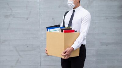 MK Batasi Gugatan PHK Pekerja, Tenggat Hanya 1 Tahun Setelah Mediasi Gagal