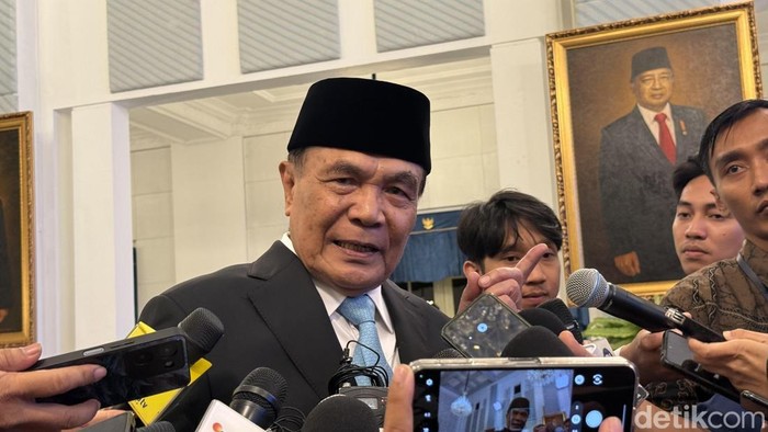 **Djamari Ungkap Arahan Prabowo: 77 Tahun untuk Bakti Negara**
