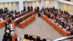 **Banggar DPR dan Menkeu Purbaya Gelar Rapat Kritikal untuk RAPBN 2026**