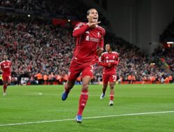 “Virgil Van Dijk: Pembalas Dendam Liverpool di Bola Mati yang Menggemparkan Eropa”