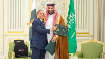 “Arab Saudi Ratifikasi Pakta Pertahanan dengan Adidaya Nuklir Pakistan, Ketegangan Timur Tengah Meningkat”