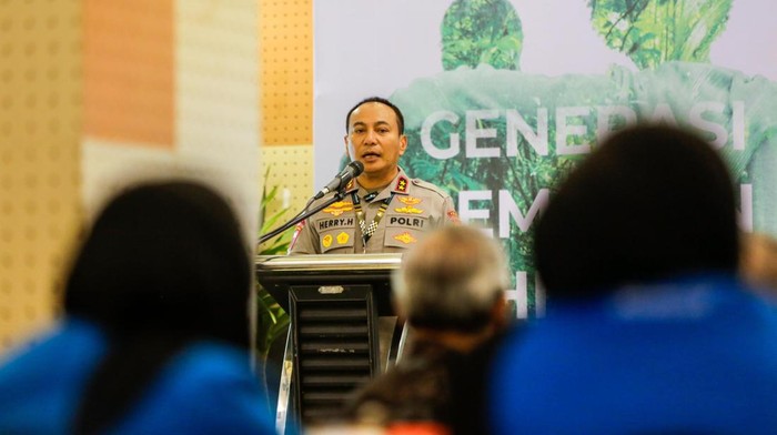 [Green Leadership Academy: Membentuk Generasi Pemimpin Ekologi yang Berani Tantang Krisis Lingkungan]
