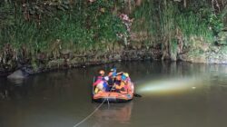 2 Pelajar Tenggelam di Sungai Cisadane Ditemukan Tewas Berpelukan – Alternatif 1