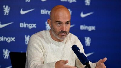 Sterling Dibekukan Chelsea, Maresca: “Lebih Keras Hidup Ayah Saya”