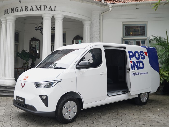 25 Wuling Mitra EV Blind Van, Relawan Baru untuk Logistik PT Pos Indonesia!