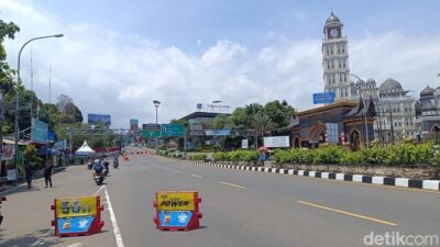 **One Way Arah Jakarta Diterapkan, Lalin ke Puncak Bogor Ditutup: Solusi Baru atau Masalah Baru?**