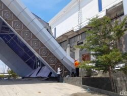 Atap Teras Kantor Pemerintahan di Brebes Ambruk, Tiga Pekerja Tertimpa Reruntuhan