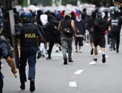 17 Warga Ditangkap dalam Demo Skandal Proyek Fiktif Filipina, Ribuan Massa Protes di Manila