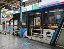 Sejumlah Proyek Galian di Jakarta Bikin Macet, Perjalanan Bus TransJ Terlambat – Update 1