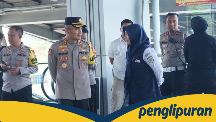 Polisi Sekat Massa di Cikarang, Cegah Anarko Turut Demo DPR