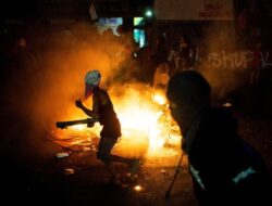 Demo Antikorupsi di Manila Berujung Rusuh, 200 Orang Ditangkap dalam Bentrokan