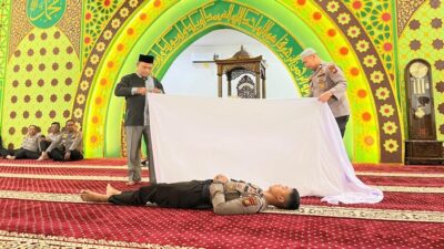 [Yasinan Rutin Polda Riau, Upaya Tingkatkan Keimanan Personel]