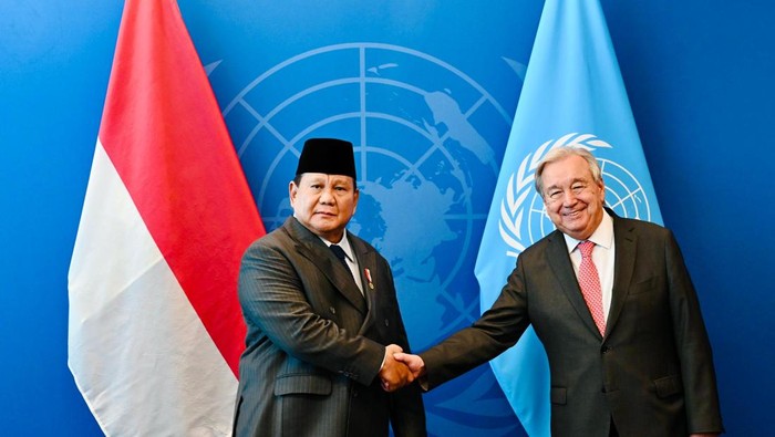 [Judul pertama]